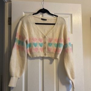 Heart cropped vneck sweater